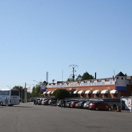 Hostal Santa Ana Madridejos Exterior foto